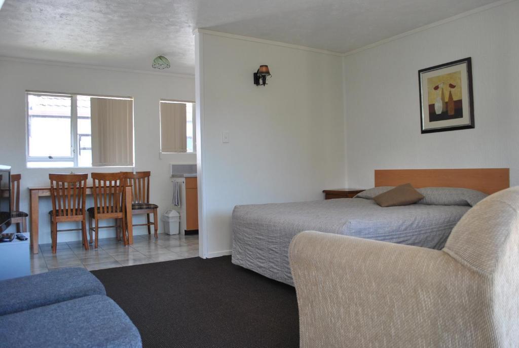 Abella Inn Auckland Room photo